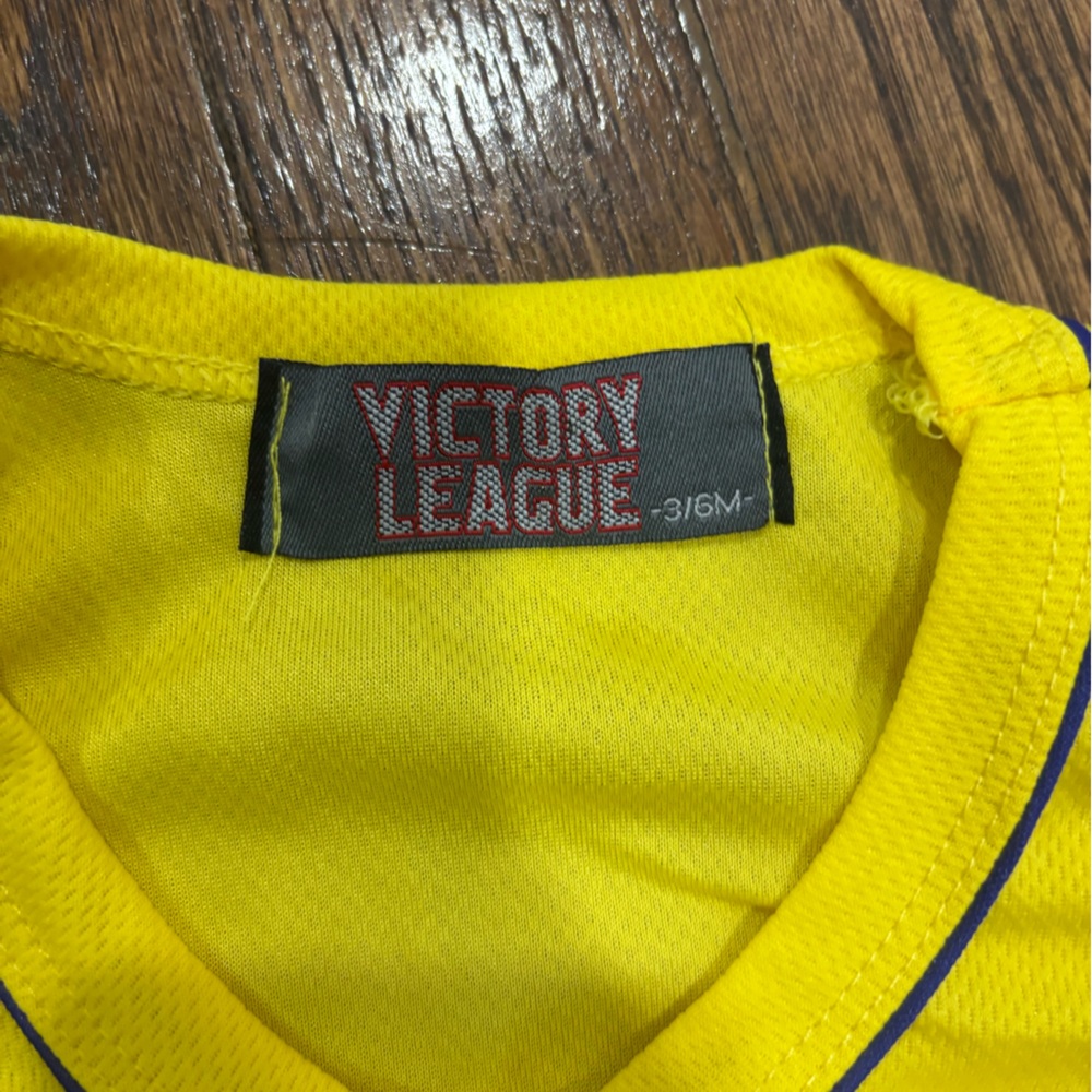 NBA Kids Yellow and Blue Los Angeles Jersey Set - Picture 4 of 5